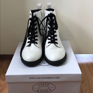 Steve Madden boots